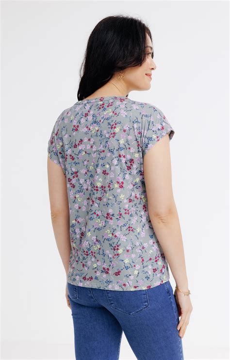 Tee shirt été imprimé petites fleurs 10 00 Armand Thiery