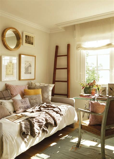 10 Tips For Great Small Guest Bedroom Ideas - Decoholic