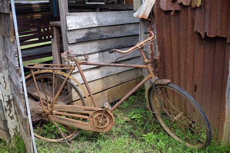 Free picture: old style, bicycle, nostalgia, derelict, wheel, vehicle ...