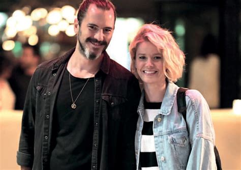 Burcu Biricik ve eşi Emre Yetkin aç kaldı Gecce Magazin Haberleri