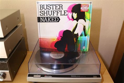 Buster Shuffle Naked Hifi Forum De Bildergalerie