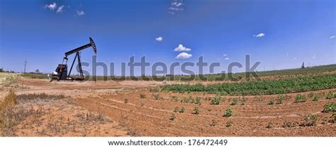 Oil Well Pumper Room Your Type Stock Photo 176472449 Shutterstock