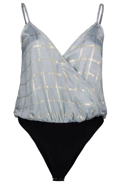 Hot Sexy Liz Crosby Bikini Pics