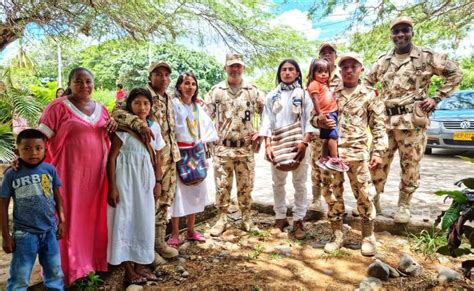 Nuevos Soldados De Colombia Recibieron Armas En El Batall N Cartagena