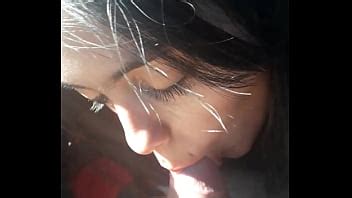 NOVINHA CASADA ME FAZENDO UM BOQUETE XVIDEOS