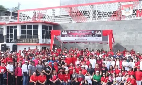 Peringati Hari Guru Nasional Ke 78 Pemkab Minsel Gelar Jalan Sehat Dan