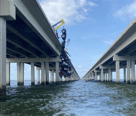 Trucker survives plunge off Louisiana I-10 bridge into water below