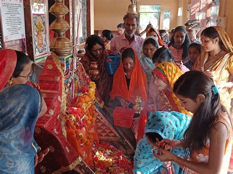 There Was A Rush Of Devotees In All The Goddess Temples Applying Tilak