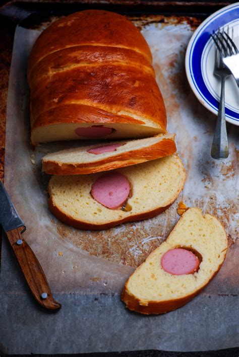 Saucisson En Brioche Tupperware