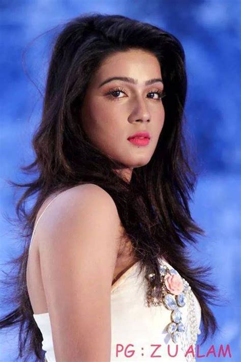 24 Day Night Actress Mahiya Mahi Hot And Saxy Photo