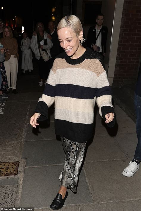 Lily Allen Seems Ravenous As She Tucks Into A Bag Of Crisps After