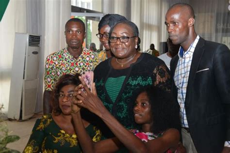 La Pr Sidente Anne Ouloto Aux Jeunes Et Assimil S Du Cavally Abidjan