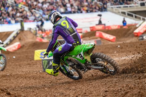 Watch The Supercross Finals Four Ama Championships Decided One