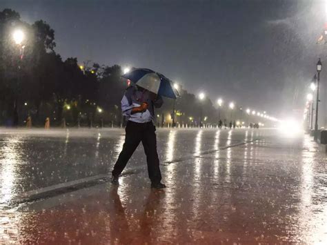 Imd Issues Yellow Alert For Delhi After Rain Business Insider India