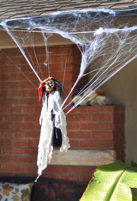 30 Creepy Halloween Decorations Ideas Decoration Love