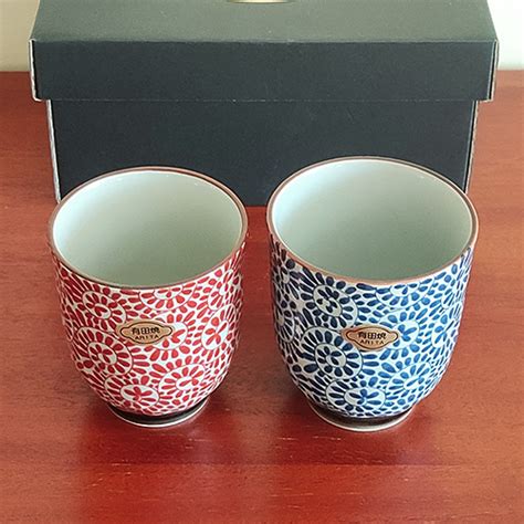 Arita Ware Yunomi Tea Cups Pair Karakusa J Okini Products From Japan