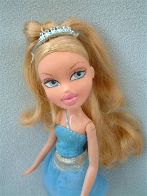 BLONDE BRATZ DOLL CLOE BIRTHDAY Sweet Rd Edition