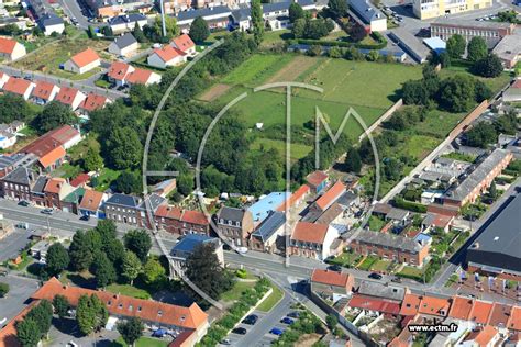 Votre photo aérienne Neuville Saint Rémy Quartier de la Rue de Lille