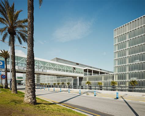 Terminal 1 At The Barcelona Airport Ricardo Bofill Taller De Arquitectura