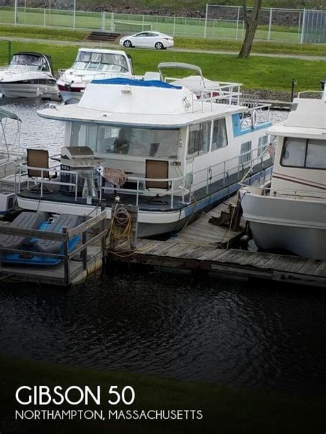 Gibson Houseboat Boats for sale