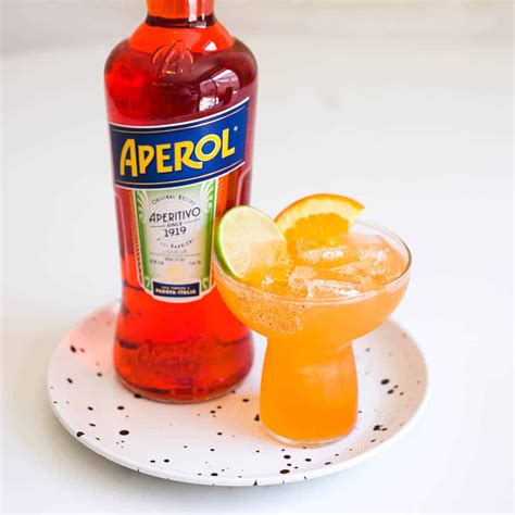 Cocktail Couture The Aperol Spritz Glamorous Gourmet Off