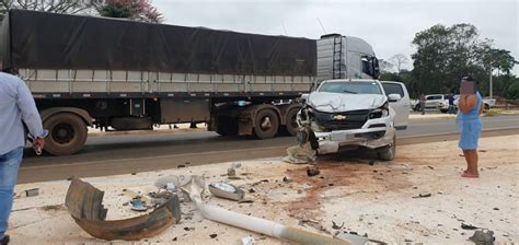 Grave Acidente Entre Fiat Toro E S Deixa Um Ferido No Trevo Br