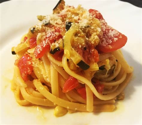 Spaghetti Con Zucchine E Pomodorini La Ricetta Del Giorno Di Vala