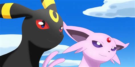 Pokemon Fan Creates Adorable Umbreon and Espeon Ornaments