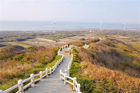 苗栗後龍 免費景點｜100年木造大山車站、外埔漁港、好望角大風車觀景步道！在地7間美食伴手禮一起踩 艾瑪 吃喝玩樂札記