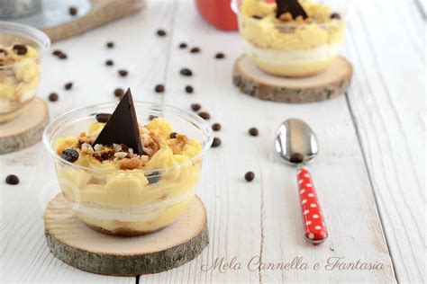 Dolce Goloso Al Cucchiaio Con Crema Pasticcera Ricotta E Mascarpone