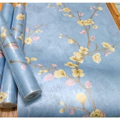 Jual Wallpaper Dinding Motif Bunga Sakura Dasar Biru Muda Panjang