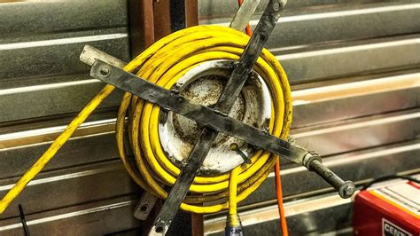 Diy Extension Cord Reel Made Using Scrap Metal Youtube