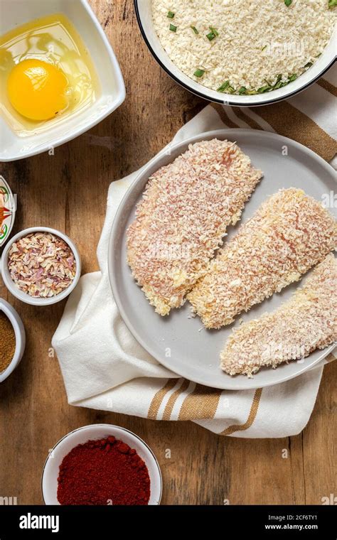 Dedos De Pollo Empanizados Panko Picante Fotografías E Imágenes De Alta