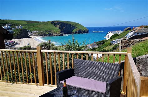 Cornwall apartment w/stunning sea views!