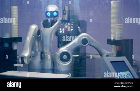 Robot Making Coffee Stock Videos And Footage Hd And 4k Video Clips Alamy