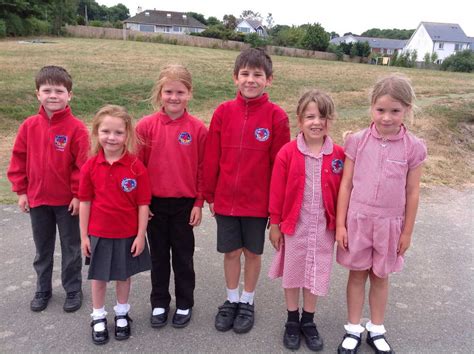 School Uniform – Ysgol Gynradd Aberporth