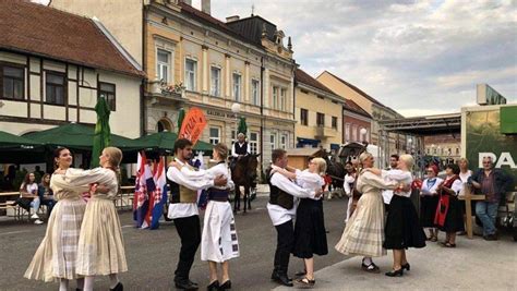 Otvorenje nove Hrvatske katoličke misije Fra Blažević Ovo je