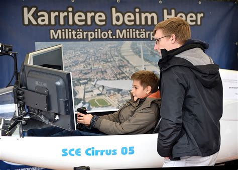 Bundesheer Aktuell Informations Und Leistungsschau Zum