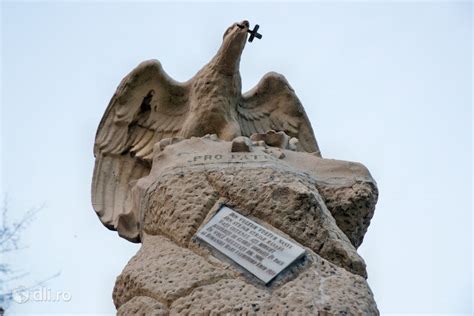 Monumentul Eroilor Cazuti In Primul Razboi Mondial Din Oradea