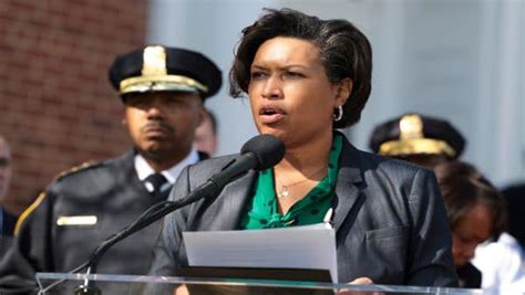 Dc Mayor Bowser Asks For National Guard Help With Migrant Buses