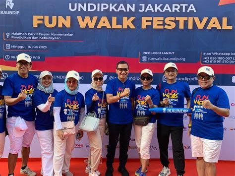 Gelar Fun Walk Festival Ika Undip Kampanyekan Udara Bersih Bebas