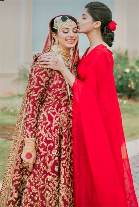 Mawra Hocane Looked Ethereal In Red Saree At A Friends Wedding