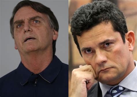 Mentiroso palhaço e sem caráter Bolsonaro ataca Moro em sua live