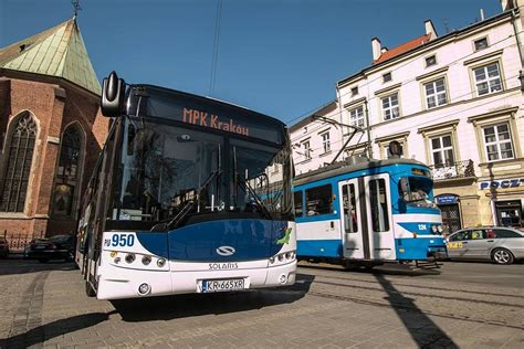 Solaris Dostarczy Autobus W Hybrydowych Do Krakowa