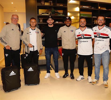 São Paulo FC on Twitter Recepcionados pela TorcidaQueConduz e por