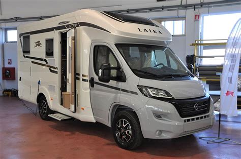 Camper Nuovo Semintegrale Laika Ecovip L Rovere Moka Linea