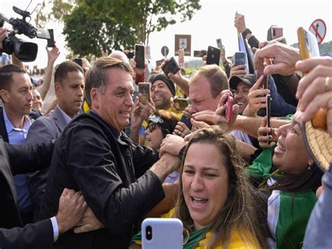 Ventaja De Lula Sobre Bolsonaro Se Reduce Ligeramente De Cara A Las