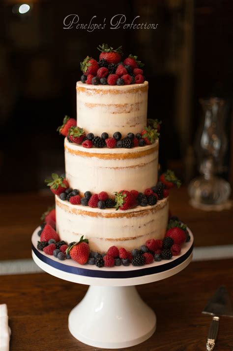 Rustic Naked Cake With Berries Artofit