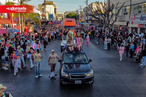 Tijuana Se Llena De Color Con Desfile Del Orgullo Lgbt