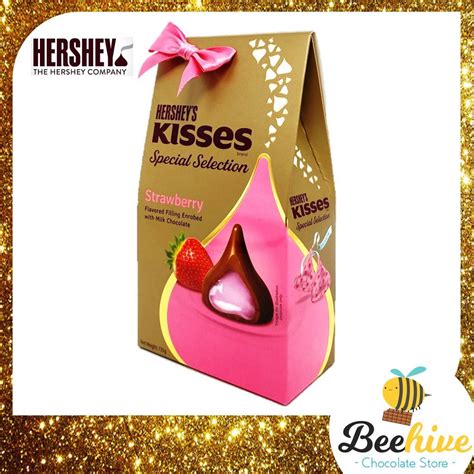 Hersheys Kisses Special Selection Strawberry Box 135g